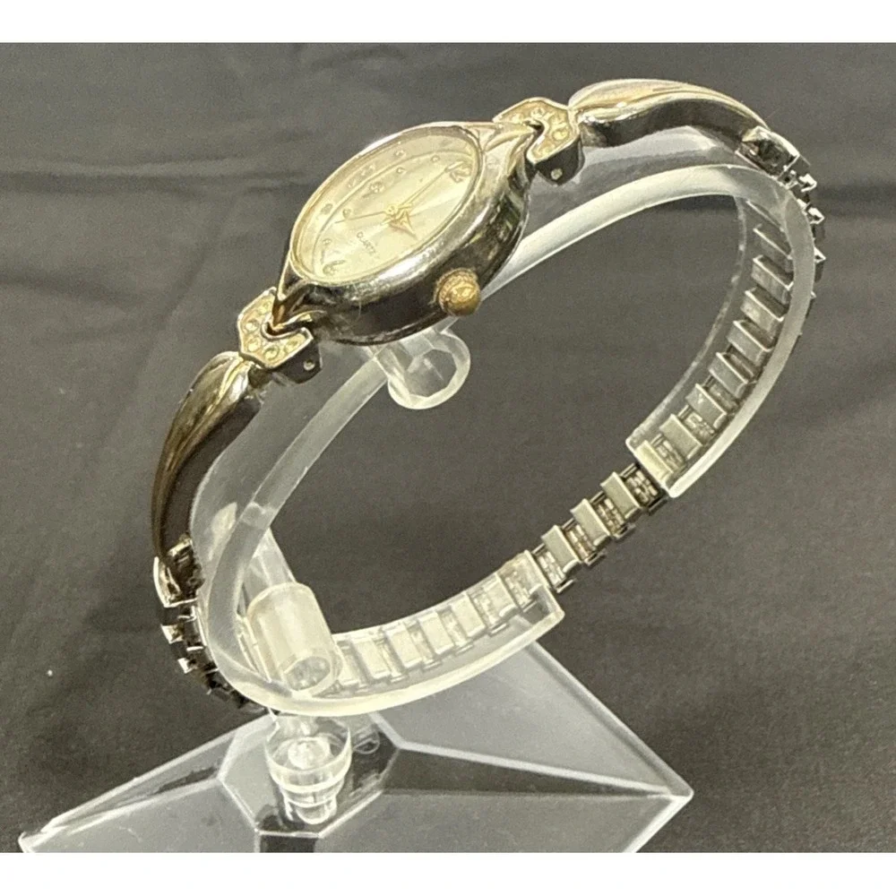 Unbranded Quartz Wristwatch Women Silver Gold Two Tone Oval Rhinestone Accent